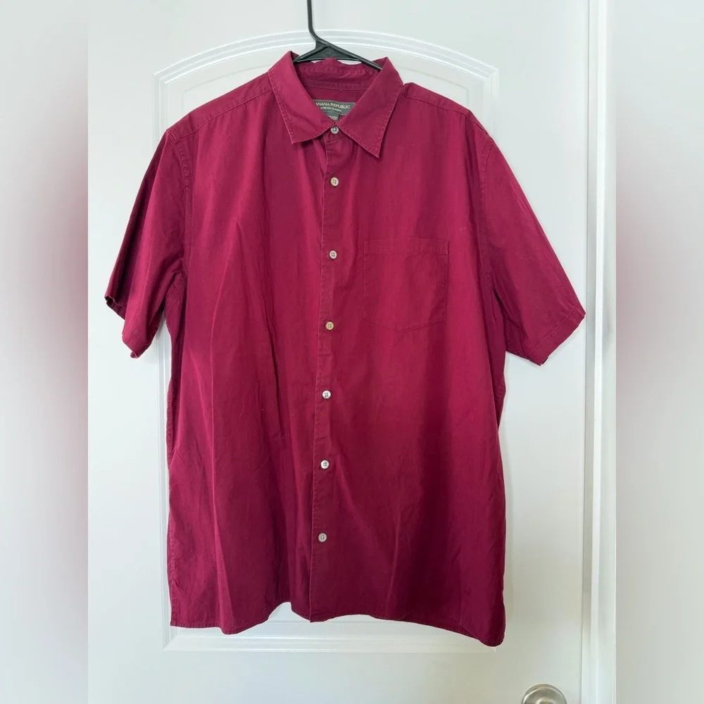 Men's‎ Dark Red Short Sleeve XL Button Down Classic Fit Shirt Banana Republic